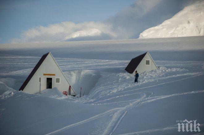 Родните полярници блокирани на път за Антарктида