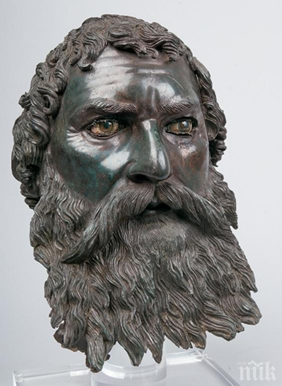 Бронзовият Севт III се върна в България