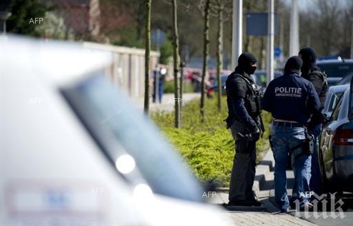 Холандия започна издирване на заподозрян за организиране на атаките в Париж