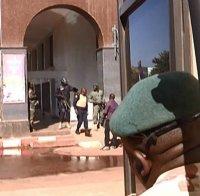 Гражданин на САЩ е загинал по време на нападението над хотела в Мали