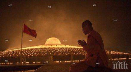 бомба избухна храм токио