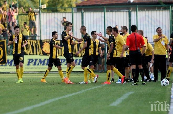 Новото начало за Ботев е край морето