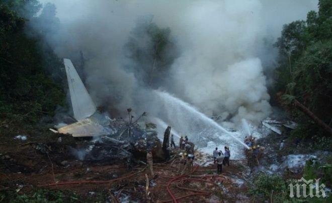 Експерти: Адската бомба от A321 била заложена под една от седалките