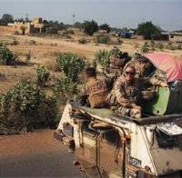 Джихадисти пускат снимка на самолет, насочен към Айфеловата кула