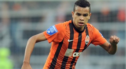 бешикташ взе наем звезда шахтьор донецк