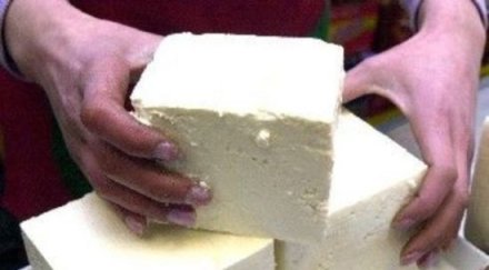 фермери разнасят сирене домовете