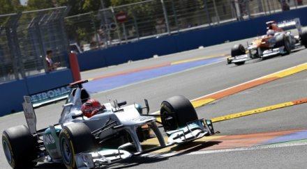 клошари разграбват писта формула валенсия