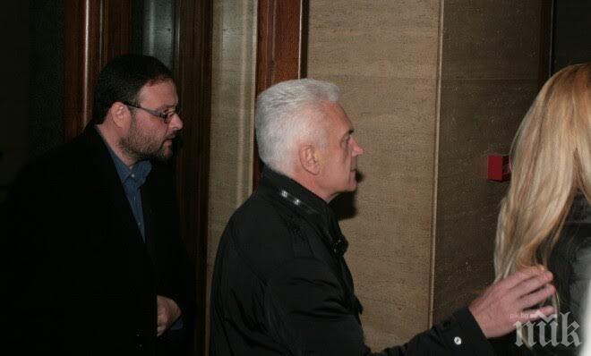 Сидеров и Чуколов пристигнаха в съда (снимки)