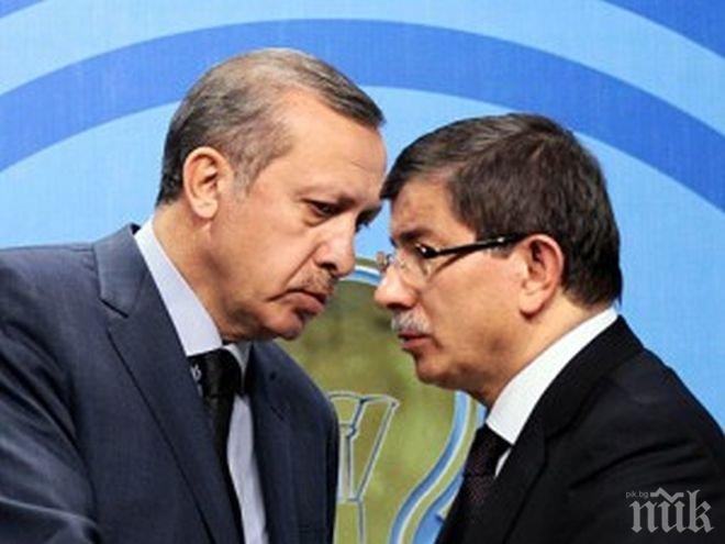 Ердоган утвърди правителството на Давутоглу