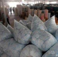 Обраха унгарски камион с дамски превръзки