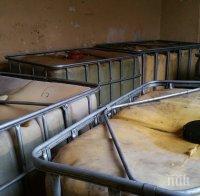 Разкриха нелегална бензиностанция със склад и 9600 л дизел в Русенско