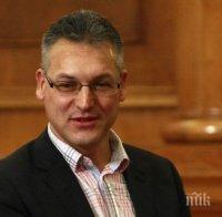 Жаблянов: Турция воюва нелегално в Сирия