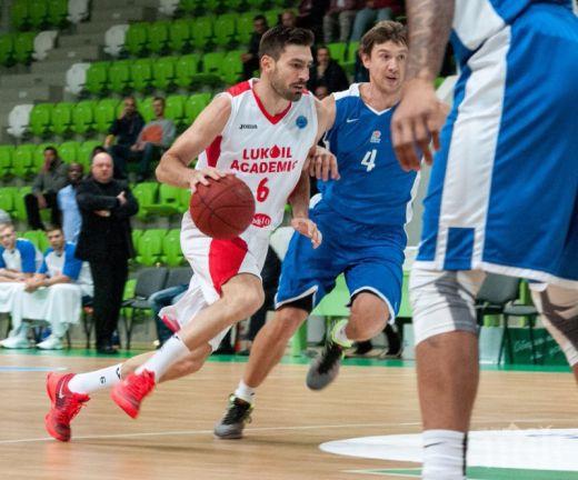 Кош в последните секунди донесе победа на Лукойл Академик в Европа