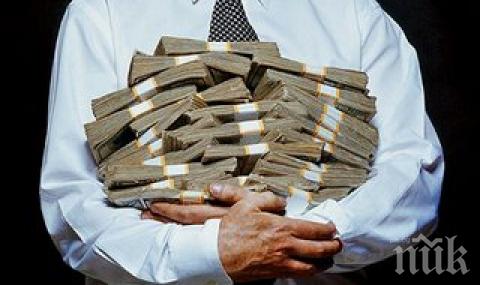 Пари при пари отиват: Супербогаташите са станали още по-богати