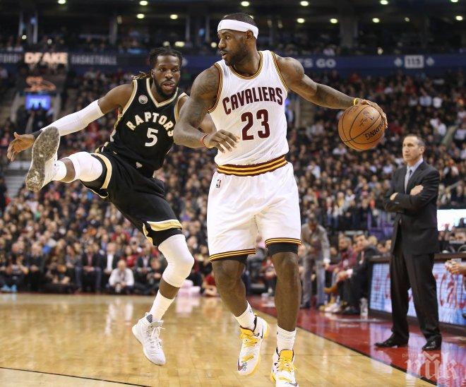 Леброн Джеймс задмина Реджи Милър, но Кливланд загуби от Торонто
