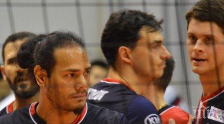 владо николов успя спаси лион