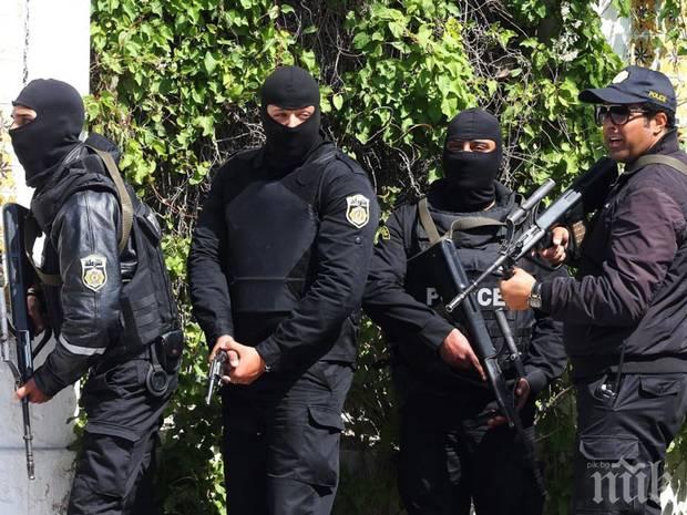Спипаха 41 души заподозрени в тероризъм в Тунис