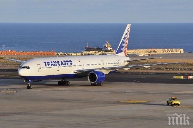 Няма пострадали при твърдото кацане на „Боинг 777“ на летище в Мексико