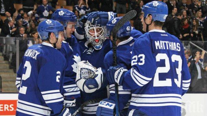 Исторически дебют за вратаря на Торонто