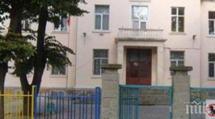 безумие баща зверски преби детето училище варна