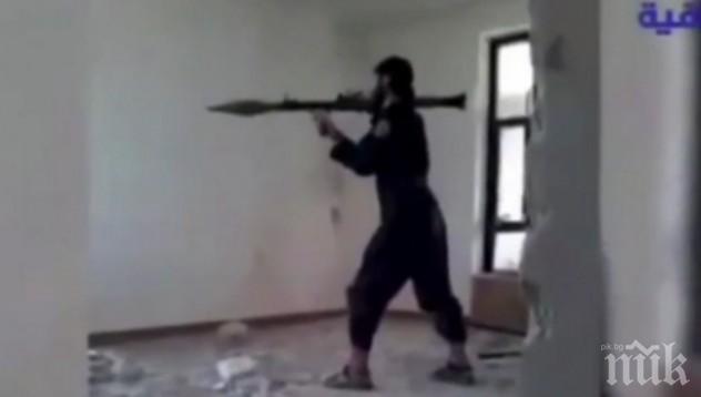 Ексклузивно! Терорист се самовзриви, а камера го засне ( видео 18+)