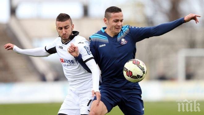 Славия излъга Монтана с много спорна дузпа в продължението на мача (обновена)