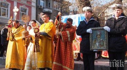 пик 8000 души името никола николай празнуват имен ден варна