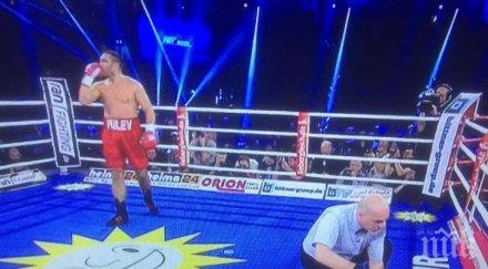 кобрата продължава напред нокаутира слаб американец минути видео