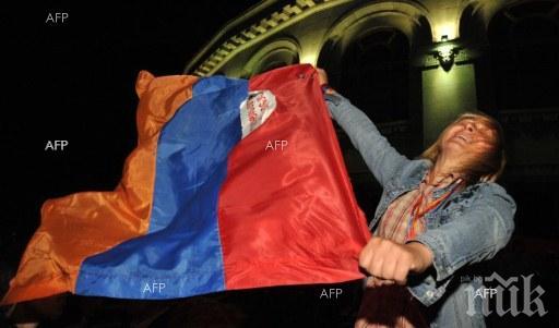 Избирателната активност на референдума в Армения към 14 часа е превишила 24 %