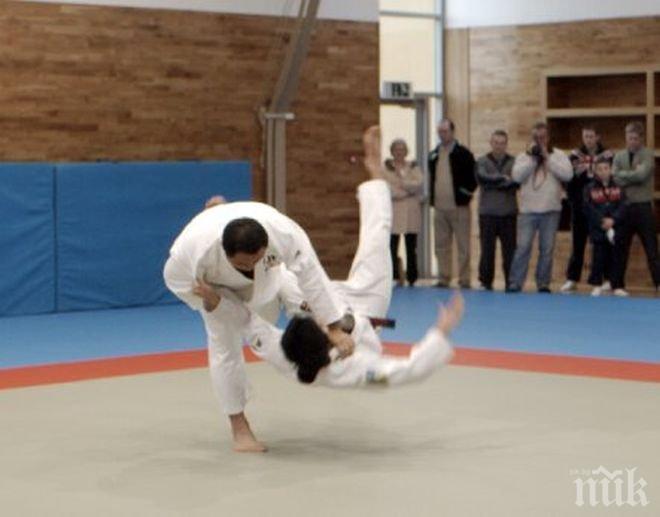 ПИК TV: Над 700 джудисти участваха в международния коледен турнир на стадион Локомотив
