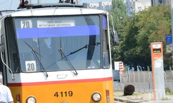 Градският транспорт в София ще се движи цяла нощ заради студентския празник
