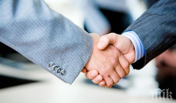 Русия и Китай с нови сделки в ядрената енергетика, авиацията и космическите програми 