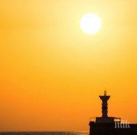 Украйна пусна тока на Крим