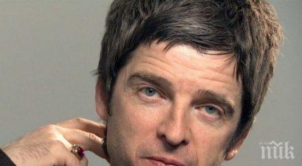 ноел галахър скочи адел