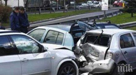 войната пътищата взе две жертви