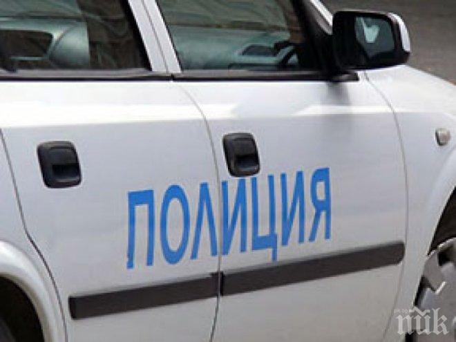 Боклукчийски камион удари Опел в Благоевград