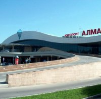 Пътнически самолет падна в Казахстан 
