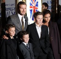 Синовете на Дейвид Бекъм ще играят в 