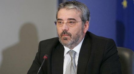 червенкондев главчев сменят семерджиев дкевр