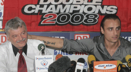 емил данчев референдумът безсмислица бербатов сигурно гласува