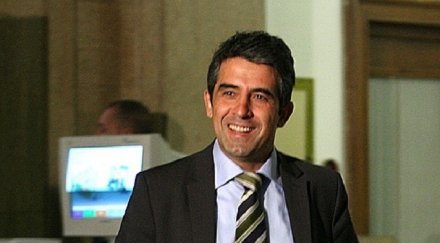 плевнелиев отлита франция оланд