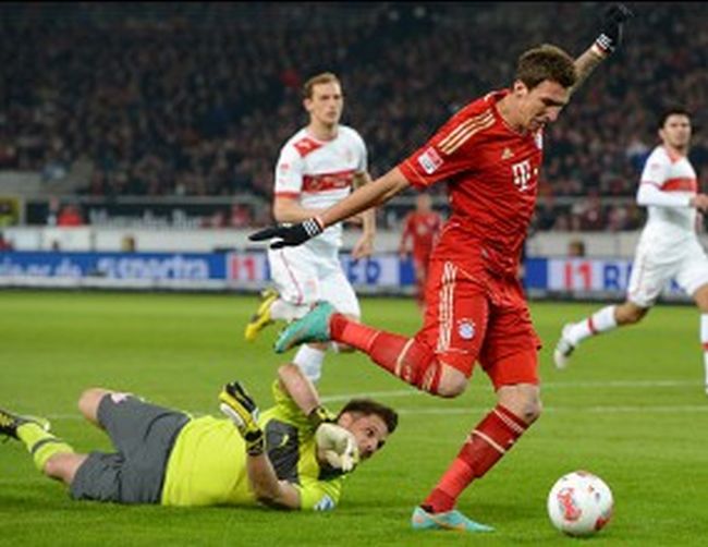 Байерн избяга от Леверкузен с ценна победа