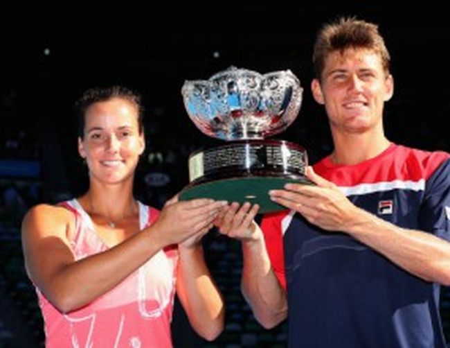 Смесените двойки зарадваха Австралия