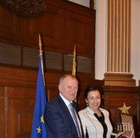 Танева се срещна с европейския комисар за здравеопазване и безопасност на храните д-р Витянис Андрюкайтис