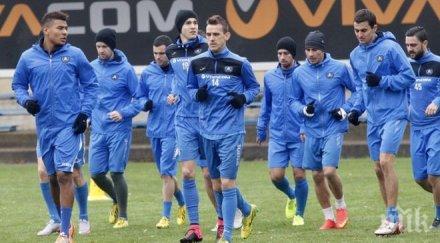 левски закрита тренировка сблъсъка литекс