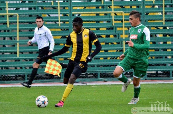 Ботев (Пловдив) подписа с французин до лятото на 2017 година