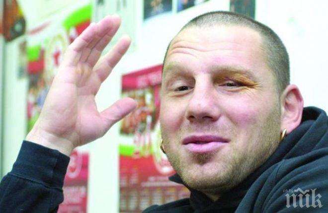 Коко Тайсъна се кани на датчанин: Ще спукам главата на този маркуч