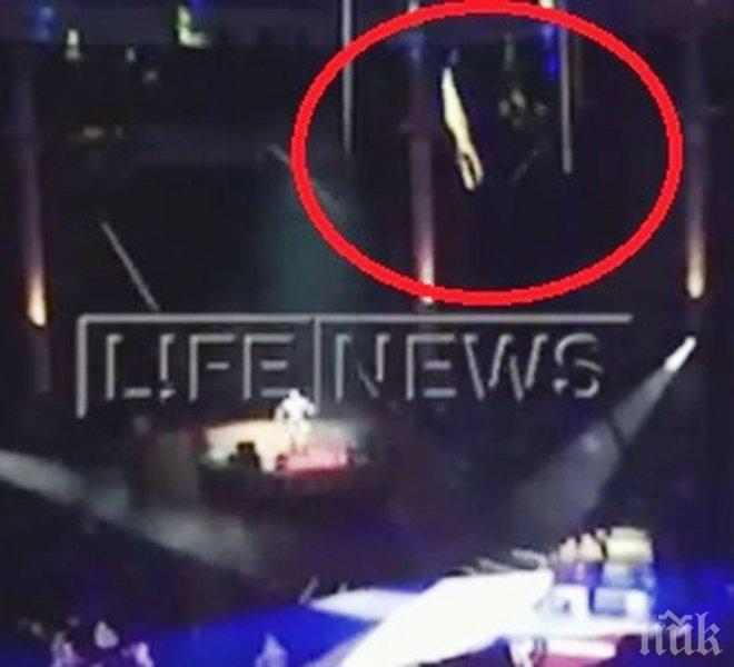 Луд късмет: Гимнастичка падна от 25 метра и оцеля (видео)