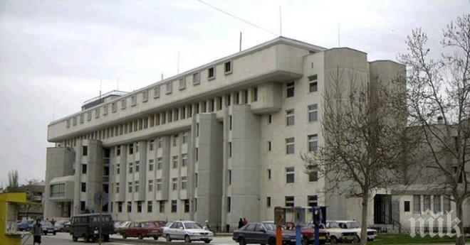 Предлагат съкращения в общинската администрация на Търговище