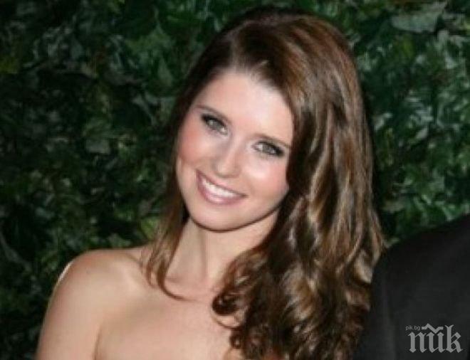 Щерката на Арни си направи лайфстайл сайт